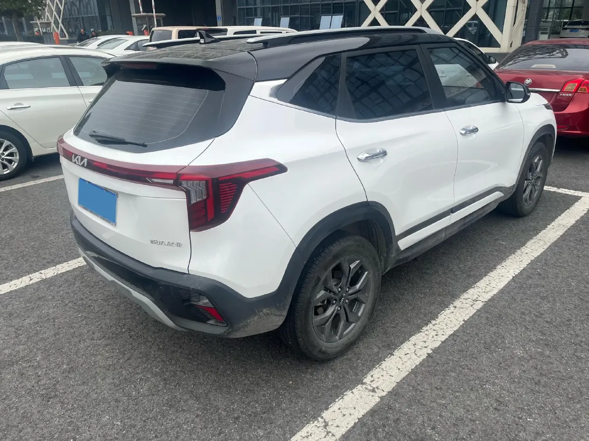 2023 Kia Seltos 1.5L 115HP L4 CVT,autocango,china used car exporter,china ev exporter,chinese used car exporter,chinese used ev exporter