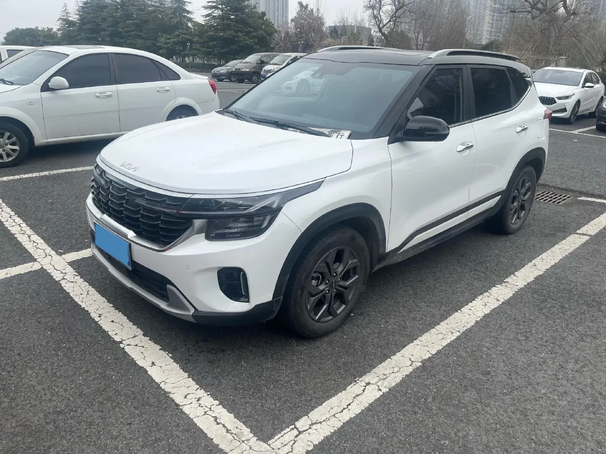 2023 Kia Seltos 1.5L 115HP L4 CVT,autocango,china used car exporter,china ev exporter,chinese used car exporter,chinese used ev exporter