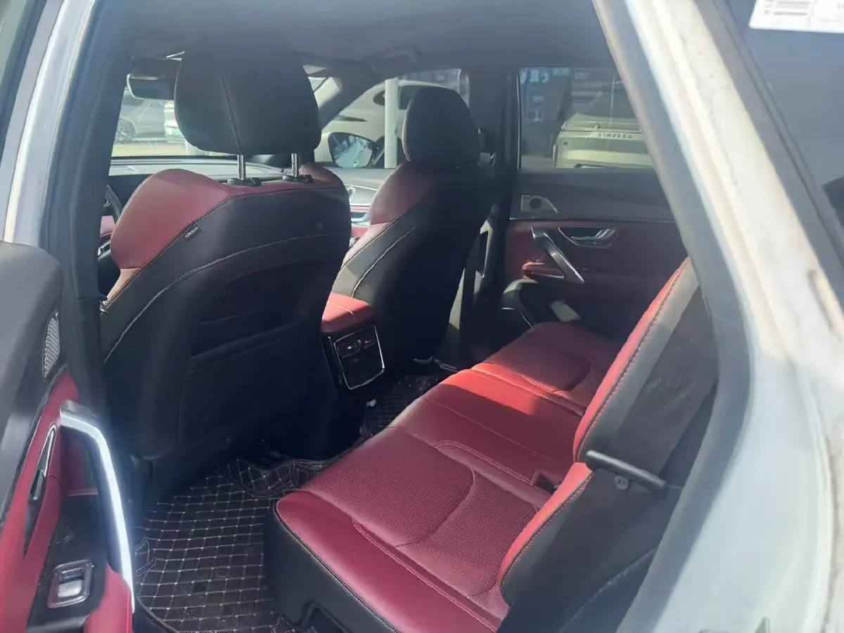 2021 Chery Tiggo 8 Plus 1.6T 197HP L4 7DCT,autocango,china used car exporter,china ev exporter,chinese used car exporter,chinese used ev exporter