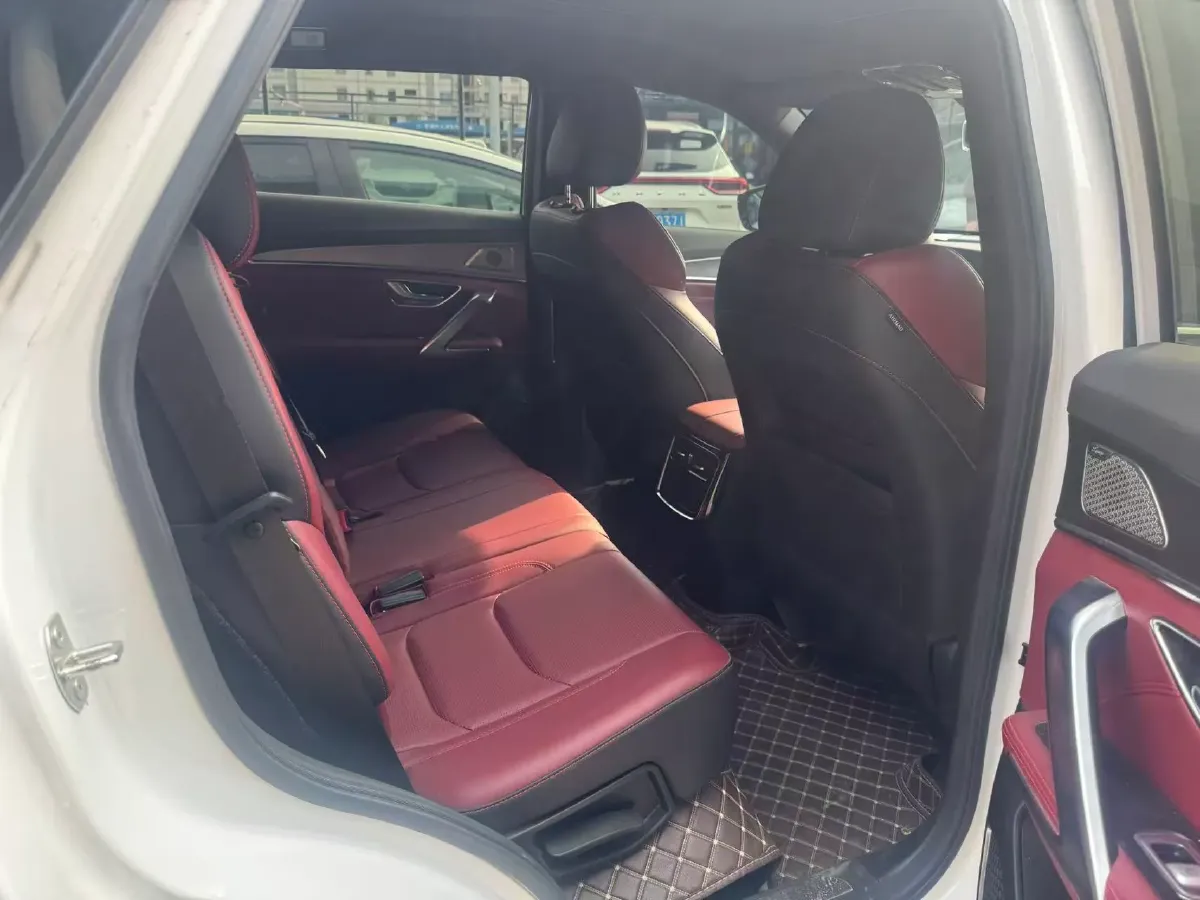 2021 Chery Tiggo 8 Plus 1.6T 197HP L4 7DCT,autocango,china used car exporter,china ev exporter,chinese used car exporter,chinese used ev exporter