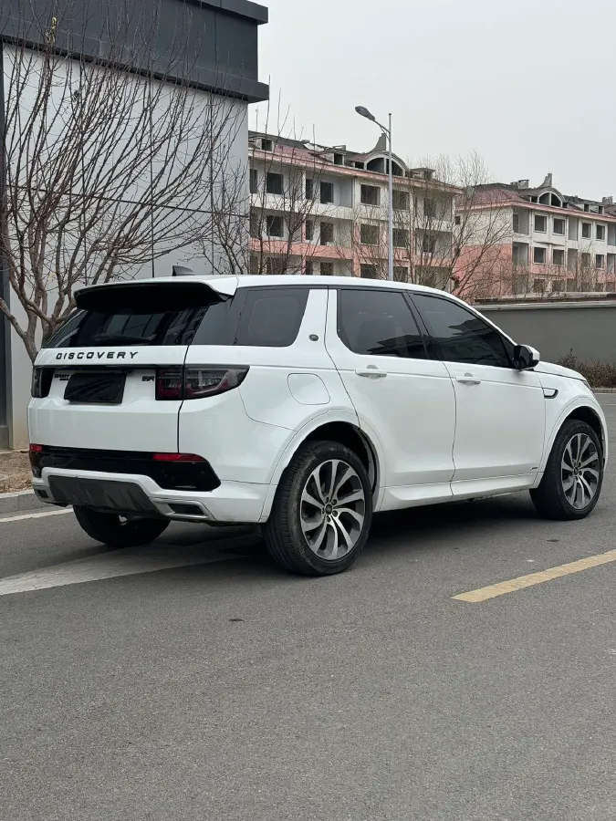 2020 Land Rover Discovery Sport 2.0T 249HP L4 9AT,autocango,china used car exporter,china ev exporter,chinese used car exporter,chinese used ev exporter