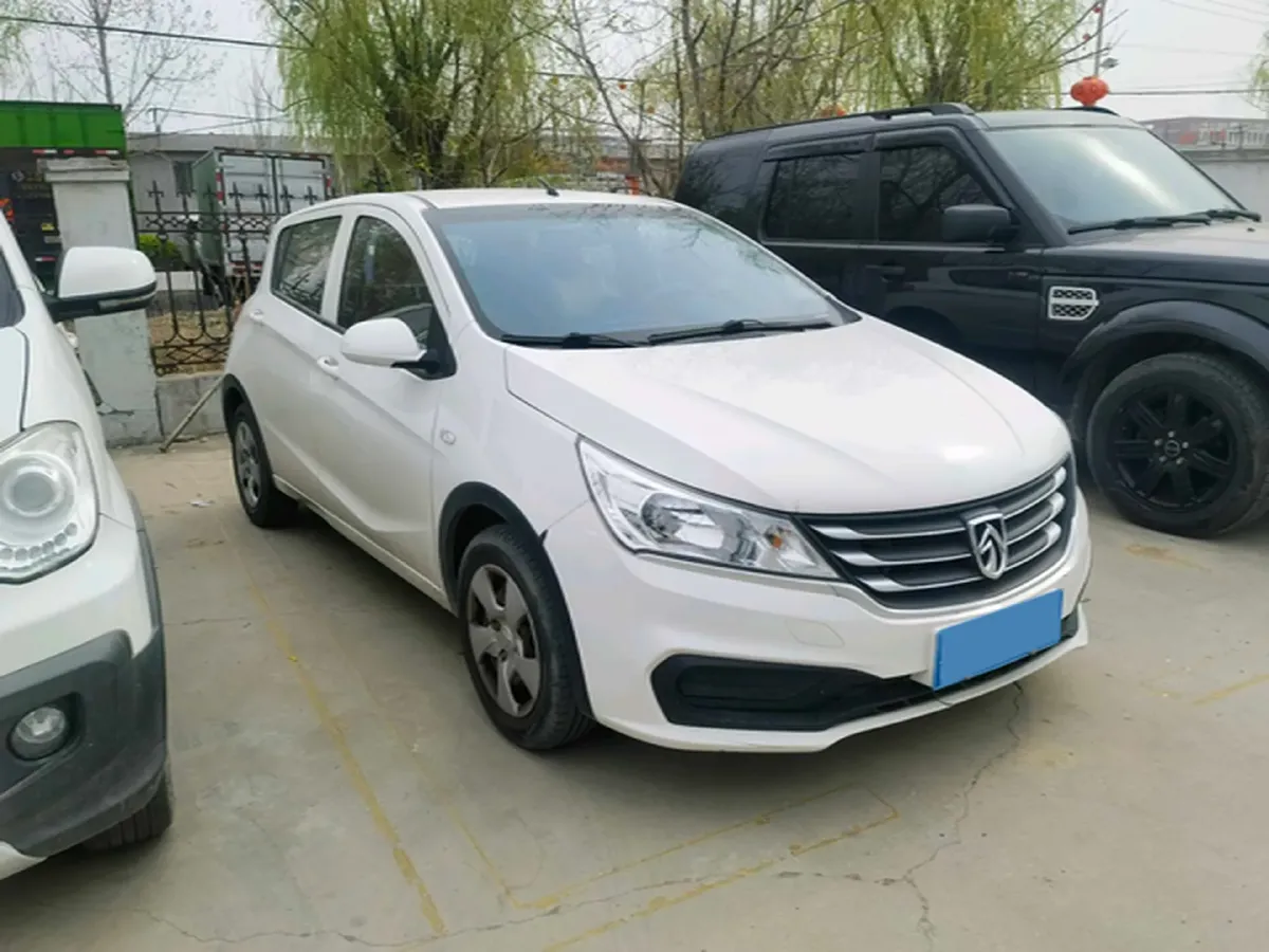 2020 BaoJun 310 1.2L 80HP L4 5MT,autocango,china used car exporter,china ev exporter,chinese used car exporter,chinese used ev exporter