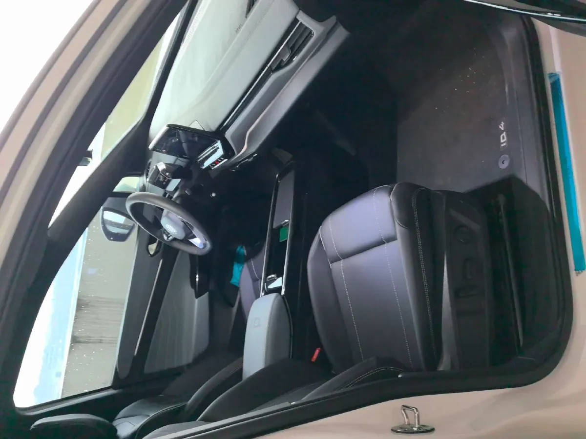 2024 Exceed LXC-DM 1.5T 156HP L4 3DHT PHEV 19.27KWH,autocango,china used car exporter,china ev exporter,chinese used car exporter,chinese used ev exporter