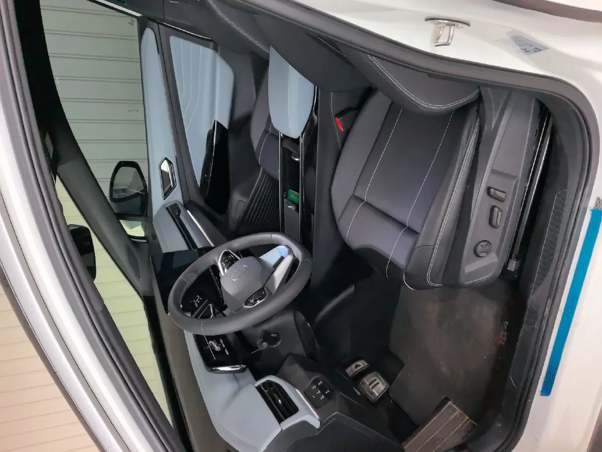 2024 Exceed LXC-DM 1.5T 156HP L4 3DHT PHEV 19.27KWH,autocango,china used car exporter,china ev exporter,chinese used car exporter,chinese used ev exporter