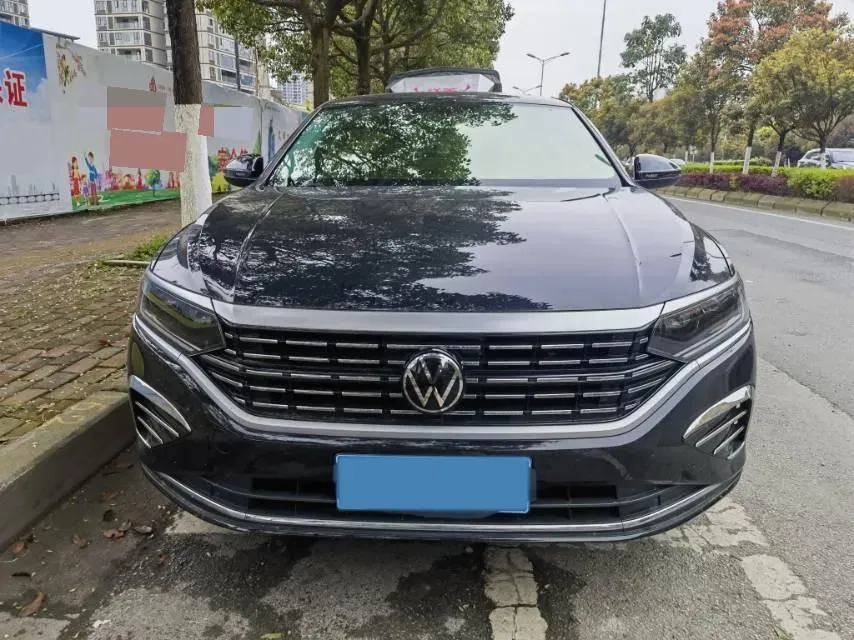 2023 Volkswagen Passat 2.0T 186HP L4 7DCT,autocango,china used car exporter,china ev exporter,chinese used car exporter,chinese used ev exporter