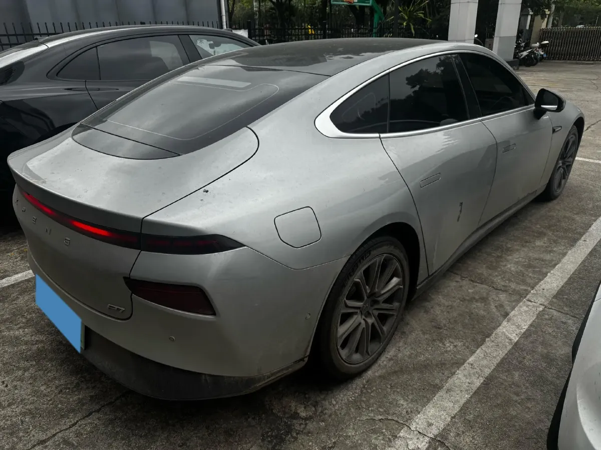 2022 Xpeng P7 BEV 83.1KWH,autocango,china used car exporter,china ev exporter,chinese used car exporter,chinese used ev exporter