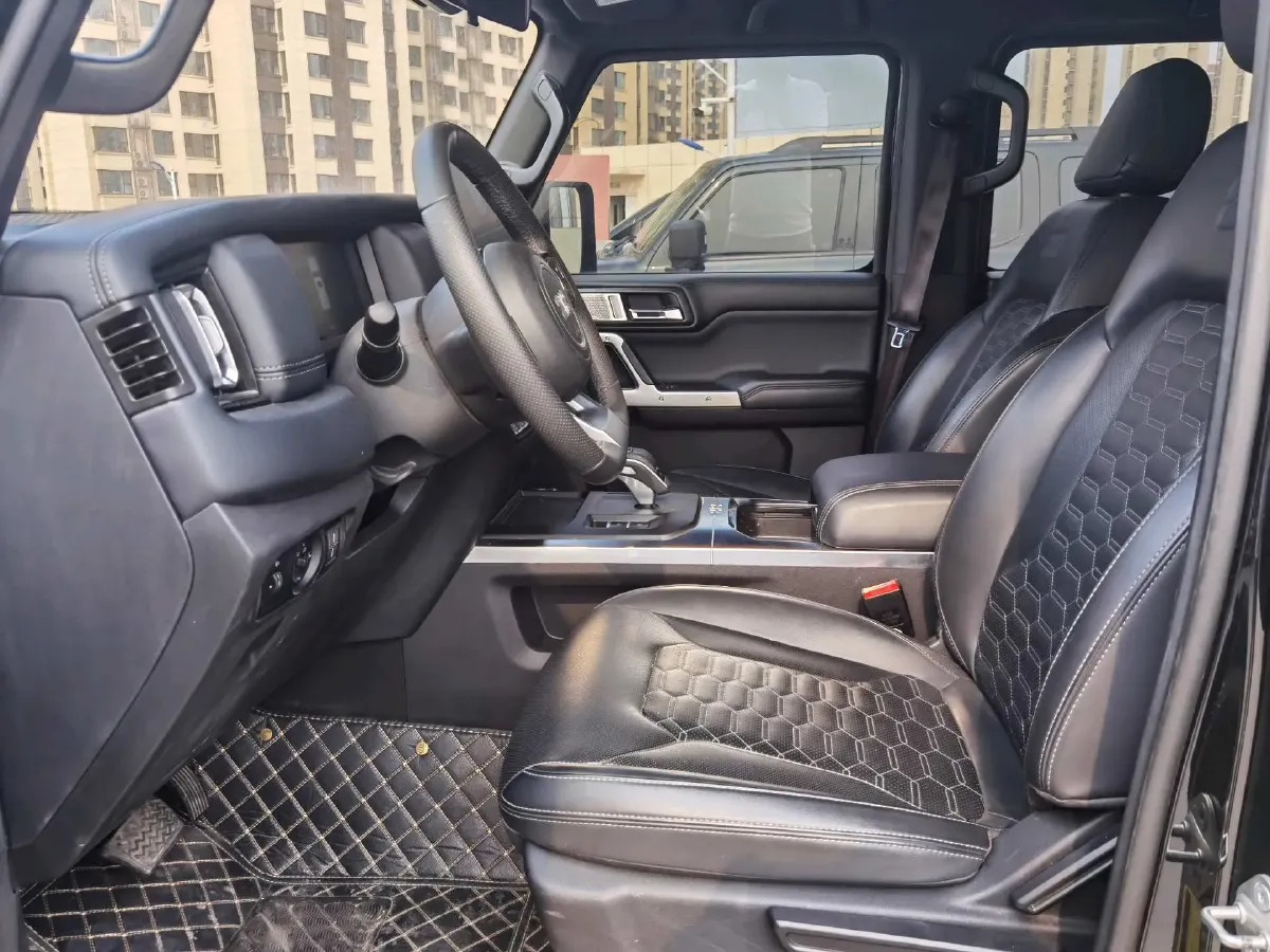 2024 212 212 T01 2.0T 252HP L4 8AT,autocango,china used car exporter,china ev exporter,chinese used car exporter,chinese used ev exporter