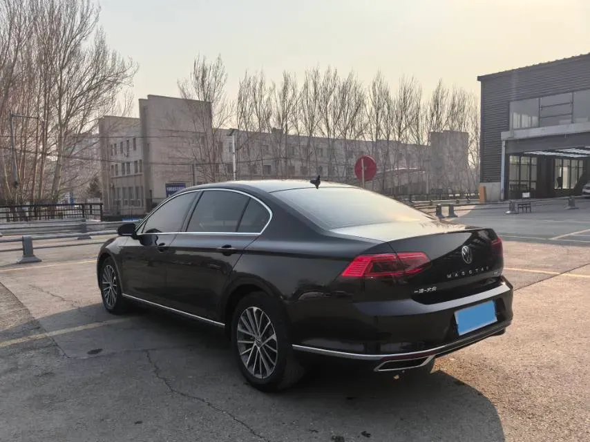 2020 Volkswagen Magotan 2.0T 186HP L4 7DCT,autocango,china used car exporter,china ev exporter,chinese used car exporter,chinese used ev exporter