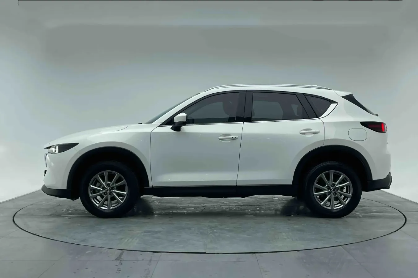 2022 MAXUS XinTu V90 2.0T 150HP L4 6AT,autocango,china used car exporter,china ev exporter,chinese used car exporter,chinese used ev exporter