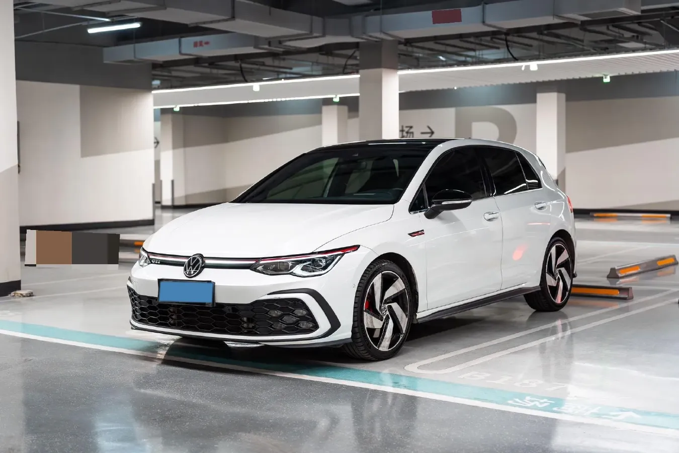 2023 Volkswagen GolfGTI 2.0T 220HP L4 7DCT,autocango,china used car exporter,china ev exporter,chinese used car exporter,chinese used ev exporter