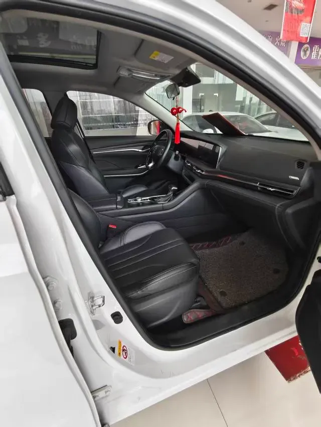 2020 ChangAn CS75 Plus 1.5T 178HP L4 6AT,autocango,china used car exporter,china ev exporter,chinese used car exporter,chinese used ev exporter