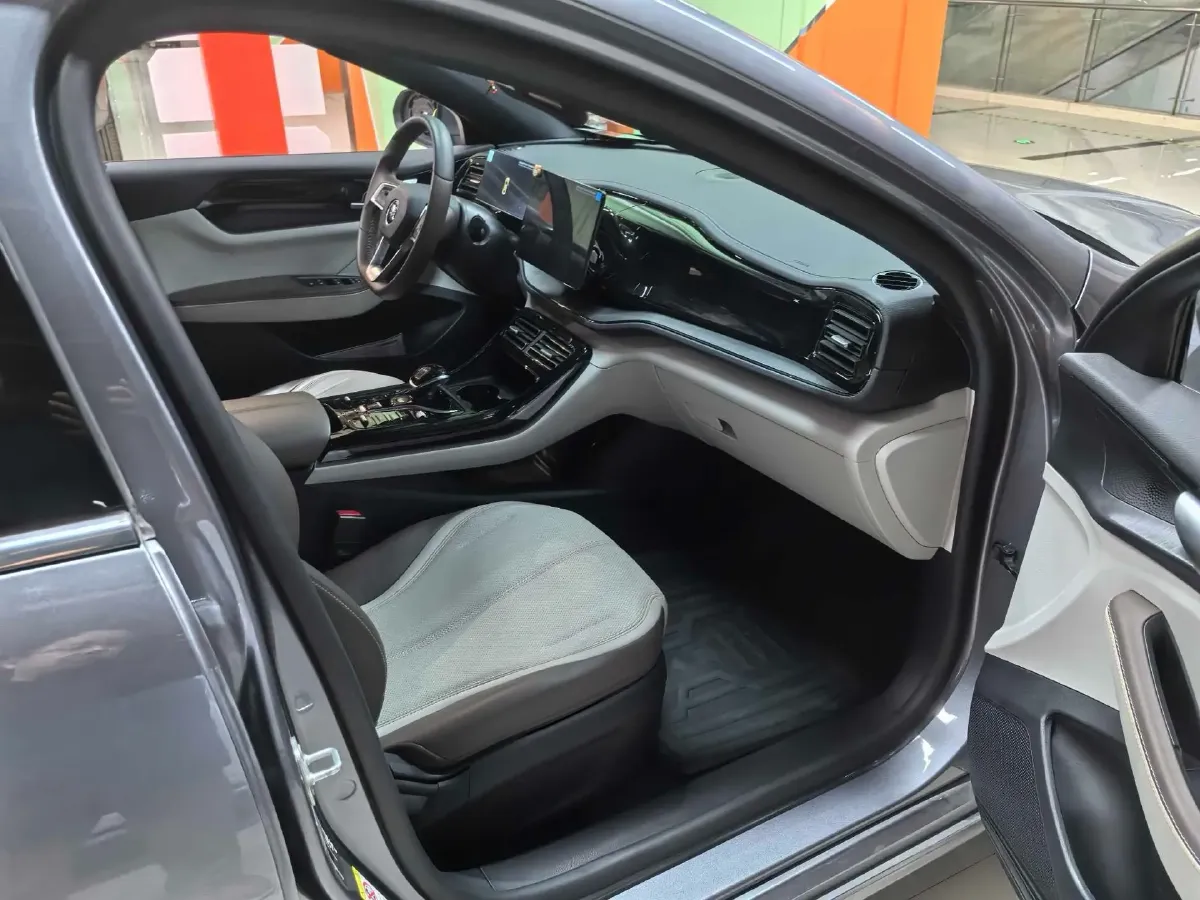 2024 BYD Qin Plus 1.5L 110HP L4 E-CVT PHEV 8.32KWH,autocango,china used car exporter,china ev exporter,chinese used car exporter,chinese used ev exporter