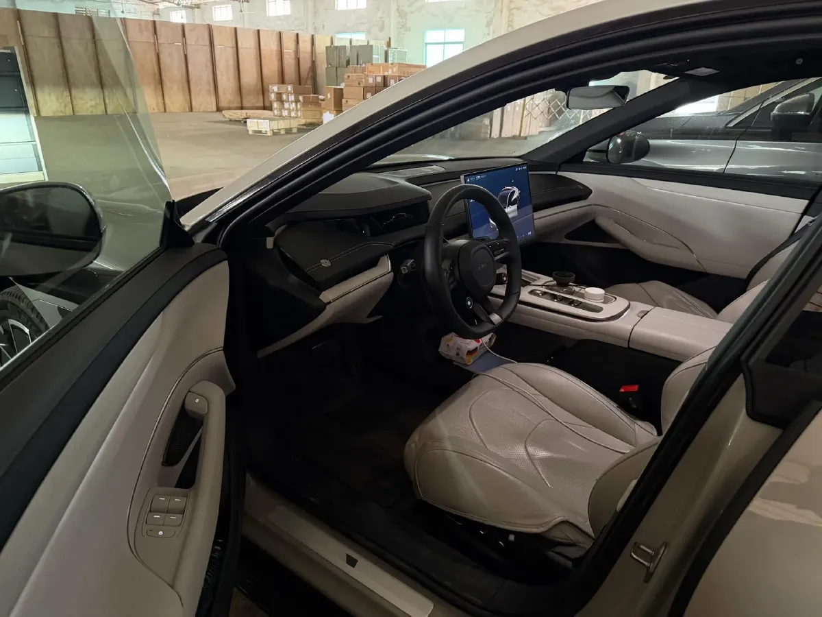 2024 MI SU7 BEV 73.6KWH,autocango,china used car exporter,china ev exporter,chinese used car exporter,chinese used ev exporter