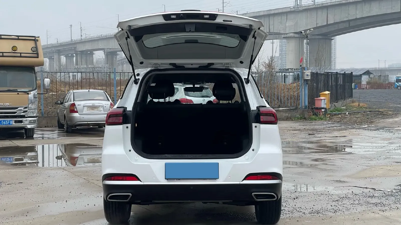 2022 Chery Tiggo 7 1.5T 156HP L4 CVT,autocango,china used car exporter,china ev exporter,chinese used car exporter,chinese used ev exporter