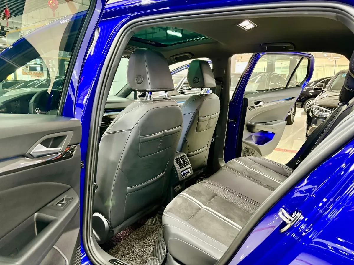 2023 Volkswagen Golf 1.4T 150HP L4 7DCT,autocango,china used car exporter,china ev exporter,chinese used car exporter,chinese used ev exporter