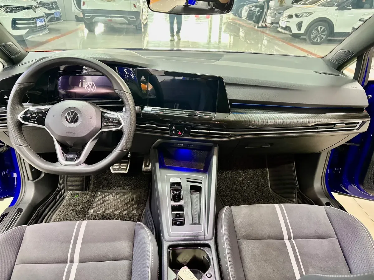 2023 Volkswagen Golf 1.4T 150HP L4 7DCT,autocango,china used car exporter,china ev exporter,chinese used car exporter,chinese used ev exporter