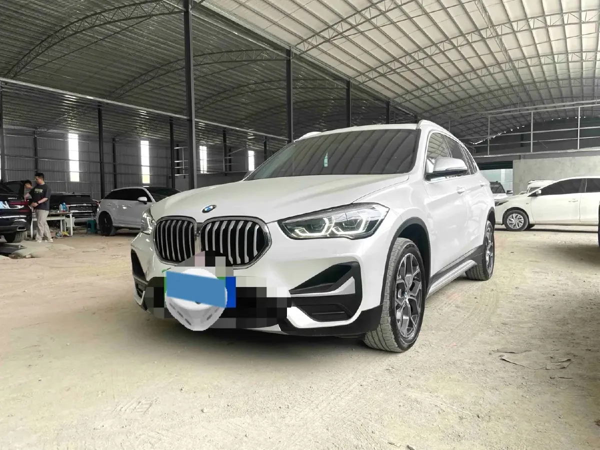 2022 BMW X1 1.5T 140HP L3 7DCT,autocango,china used car exporter,china ev exporter,chinese used car exporter,chinese used ev exporter