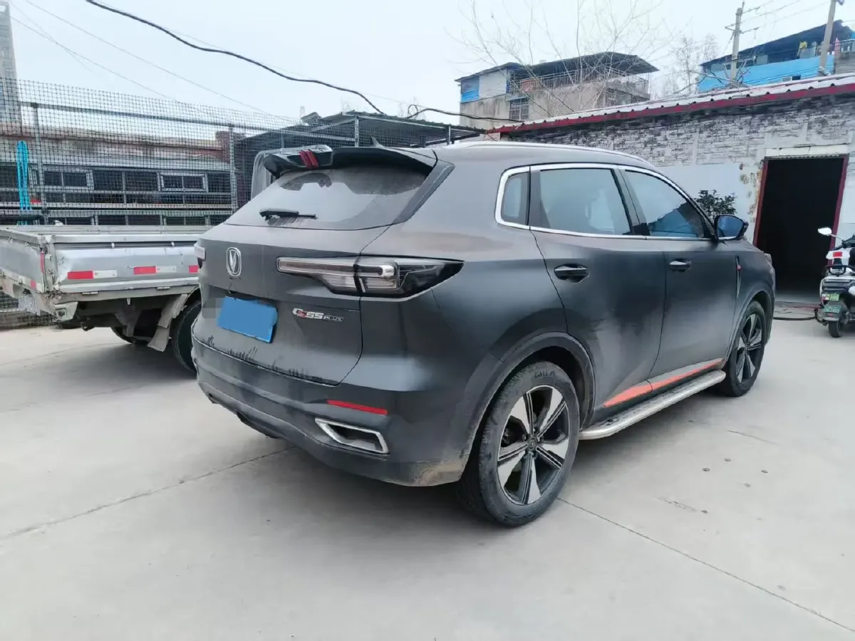 2022 ChangAn Oshan X7 Plus 1.5T 188HP L4 7DCT,autocango,china used car exporter,china ev exporter,chinese used car exporter,chinese used ev exporter