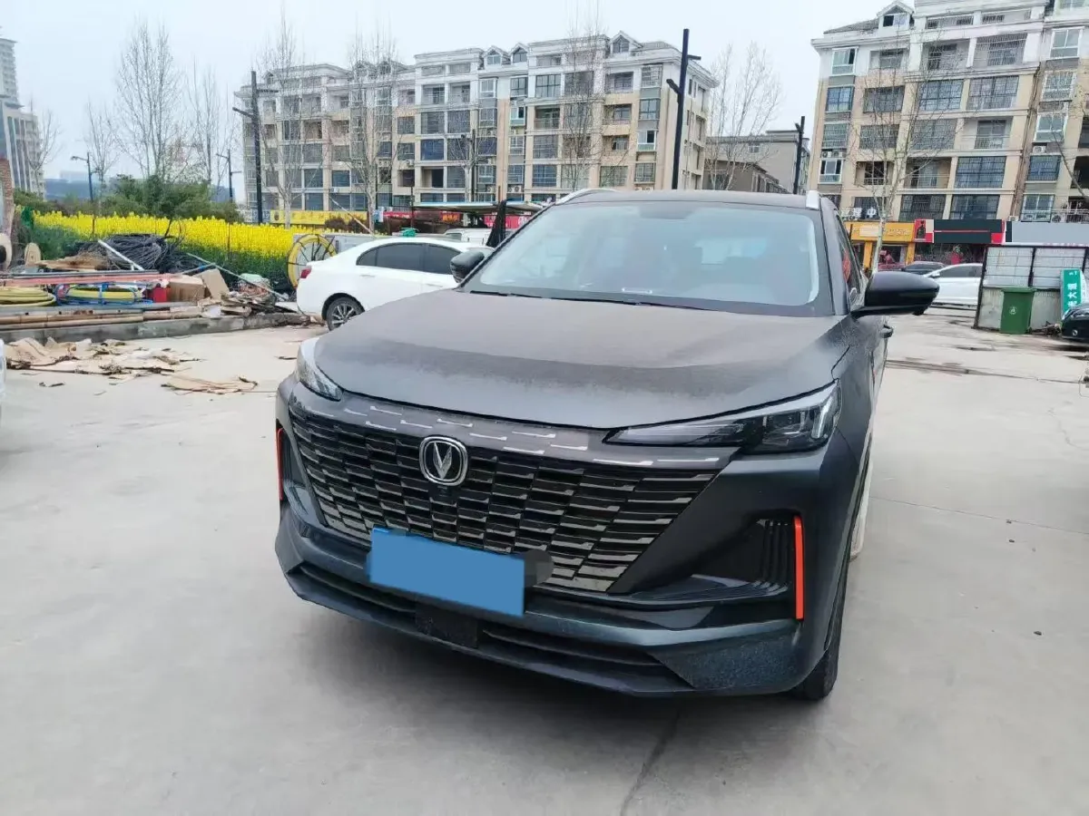 2022 ChangAn Oshan X7 Plus 1.5T 188HP L4 7DCT,autocango,china used car exporter,china ev exporter,chinese used car exporter,chinese used ev exporter