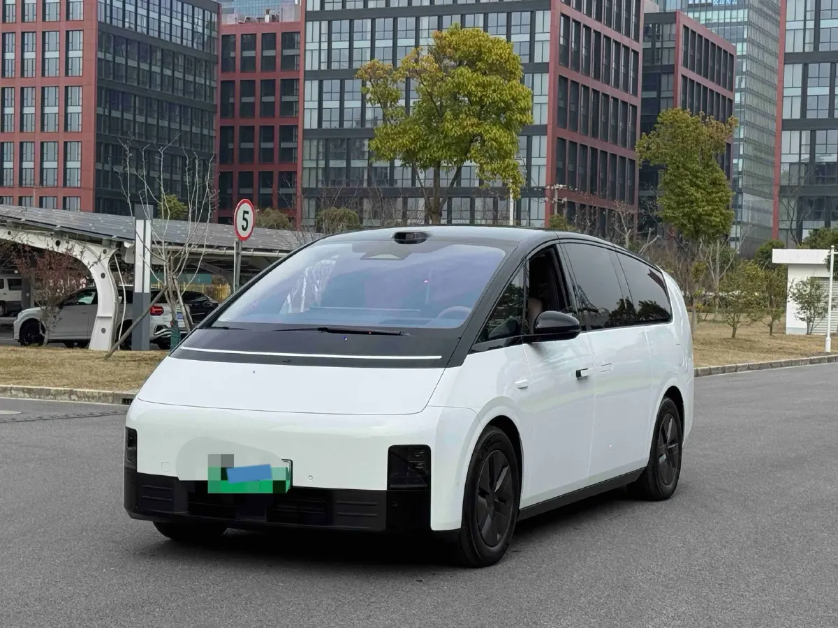 2025 Li MEGA BEV,autocango,china used car exporter,china ev exporter,chinese used car exporter,chinese used ev exporter