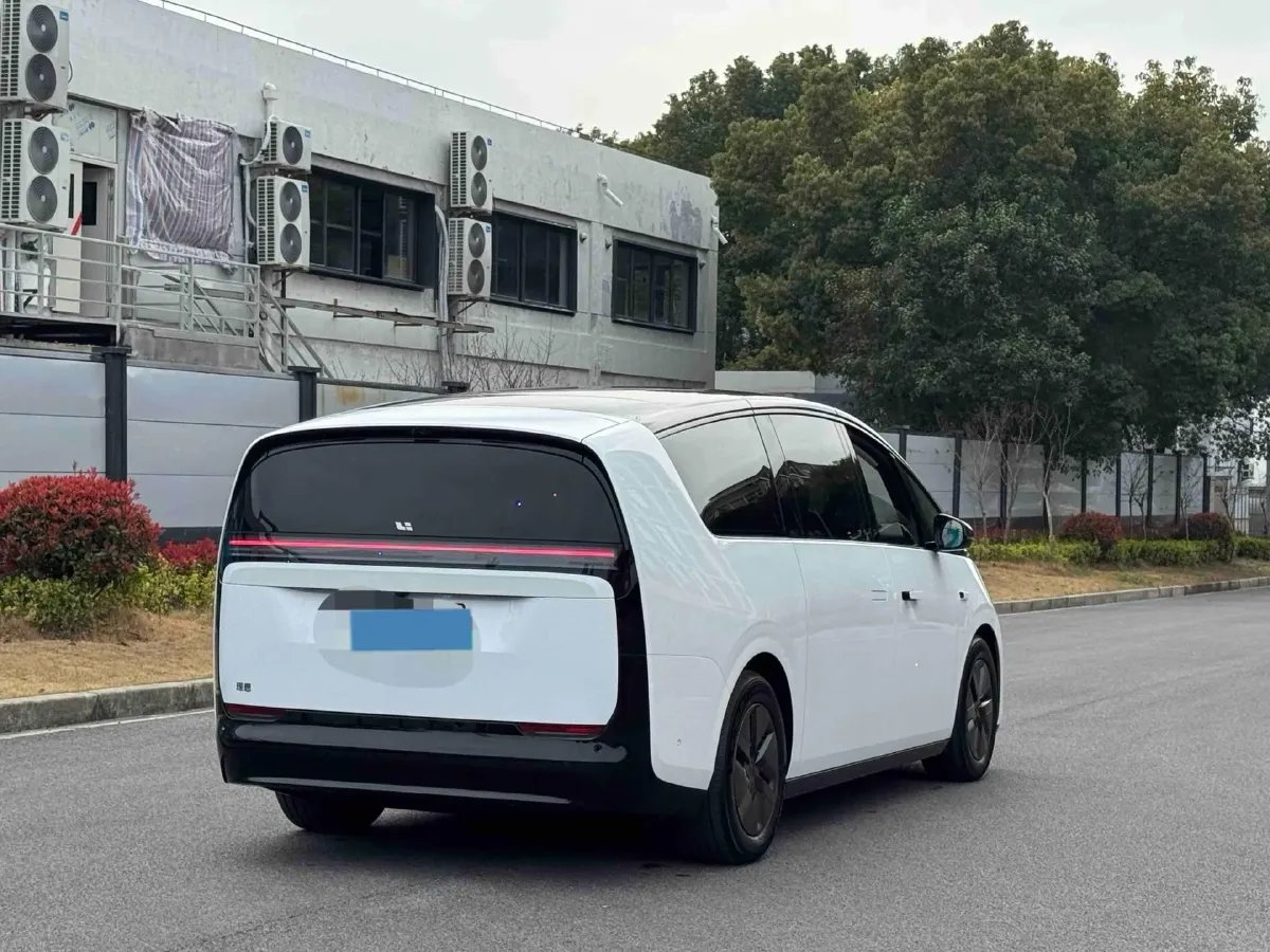 2025 Li MEGA BEV,autocango,china used car exporter,china ev exporter,chinese used car exporter,chinese used ev exporter