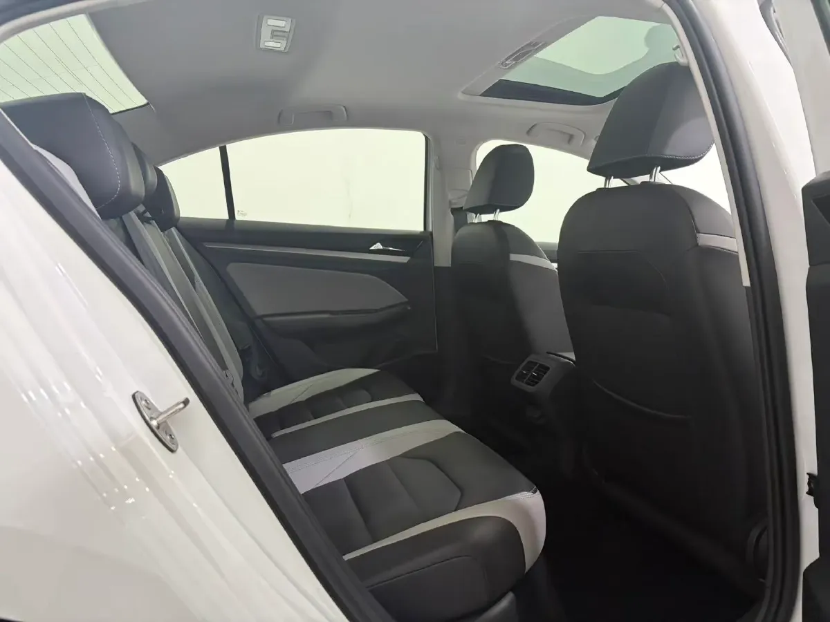 2023 Volkswagen Bora 1.4T 150HP L4 7DCT,autocango,china used car exporter,china ev exporter,chinese used car exporter,chinese used ev exporter