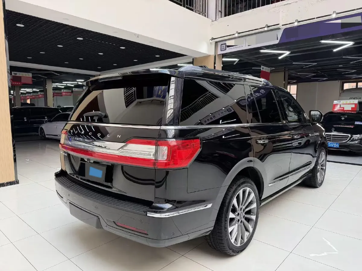2020 Lincoln Navigator 3.5T 388HP V6 10AT,autocango,china used car exporter,china ev exporter,chinese used car exporter,chinese used ev exporter