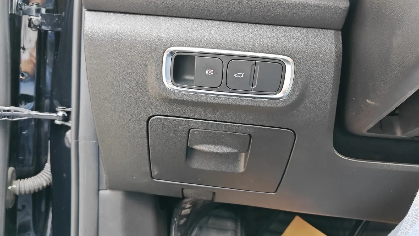 2023 Chery Exploration 06 1.6T 197HP L4 7DCT,autocango,china used car exporter,china ev exporter,chinese used car exporter,chinese used ev exporter