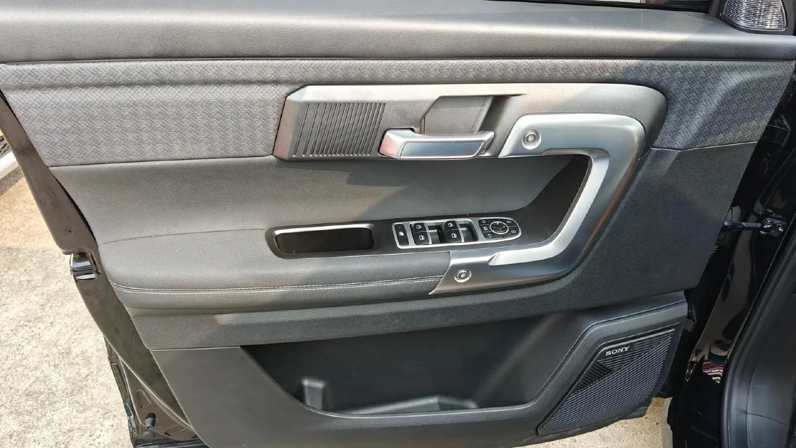 2023 Chery Exploration 06 1.6T 197HP L4 7DCT,autocango,china used car exporter,china ev exporter,chinese used car exporter,chinese used ev exporter