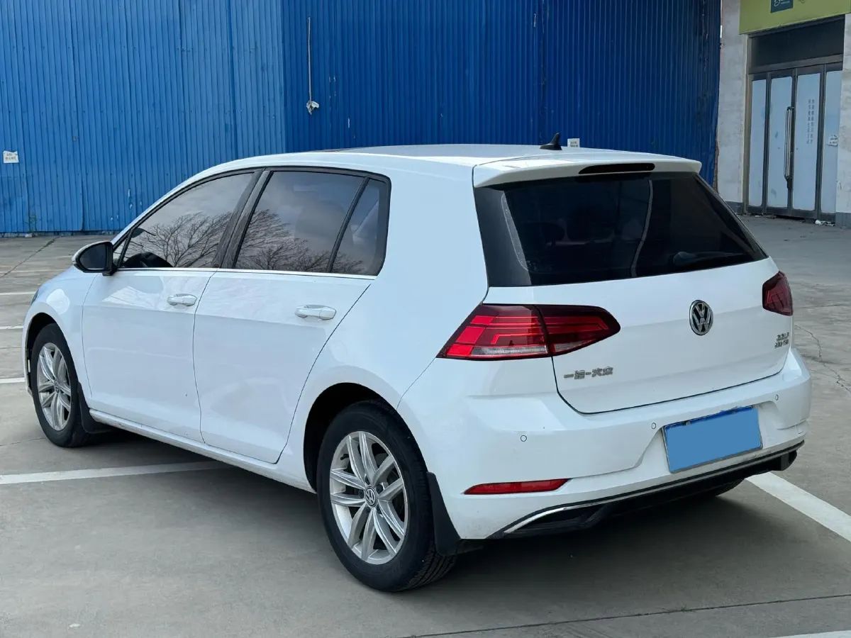 2019 Brilliance Auto V7 1.8T 231HP L4 7DCT,autocango,china used car exporter,china ev exporter,chinese used car exporter,chinese used ev exporter