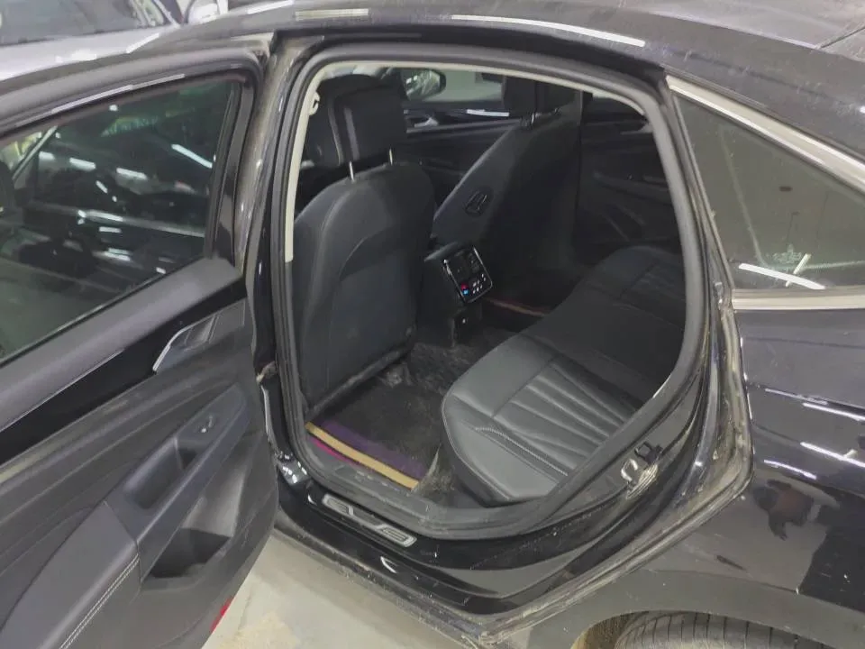 2025 Volkswagen Passat 2.0T 220HP L4 7DCT,autocango,china used car exporter,china ev exporter,chinese used car exporter,chinese used ev exporter