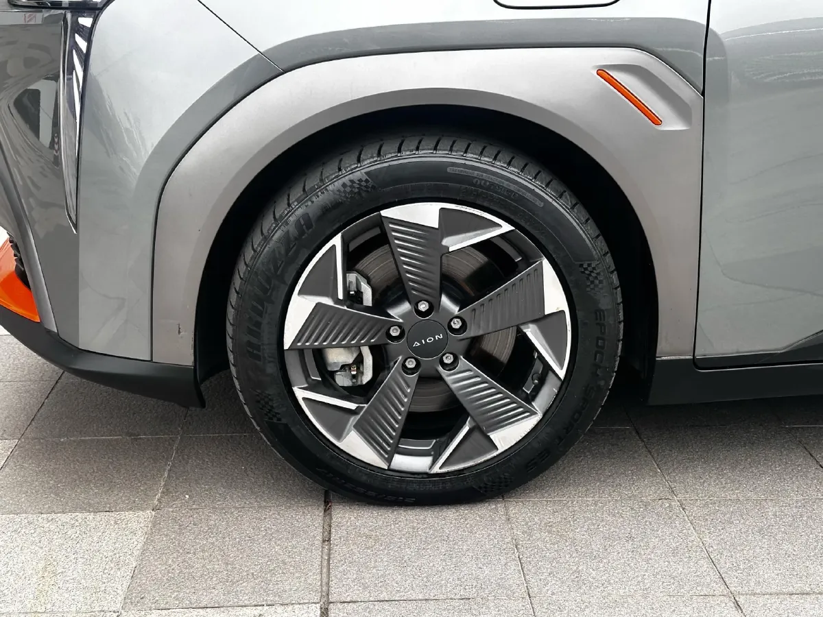 2022 Geely Okavango 1.8T 184HP L4 7DCT,autocango,china used car exporter,china ev exporter,chinese used car exporter,chinese used ev exporter