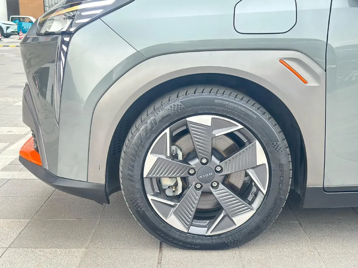 2022 Geely Okavango 1.8T 184HP L4 7DCT,autocango,china used car exporter,china ev exporter,chinese used car exporter,chinese used ev exporter