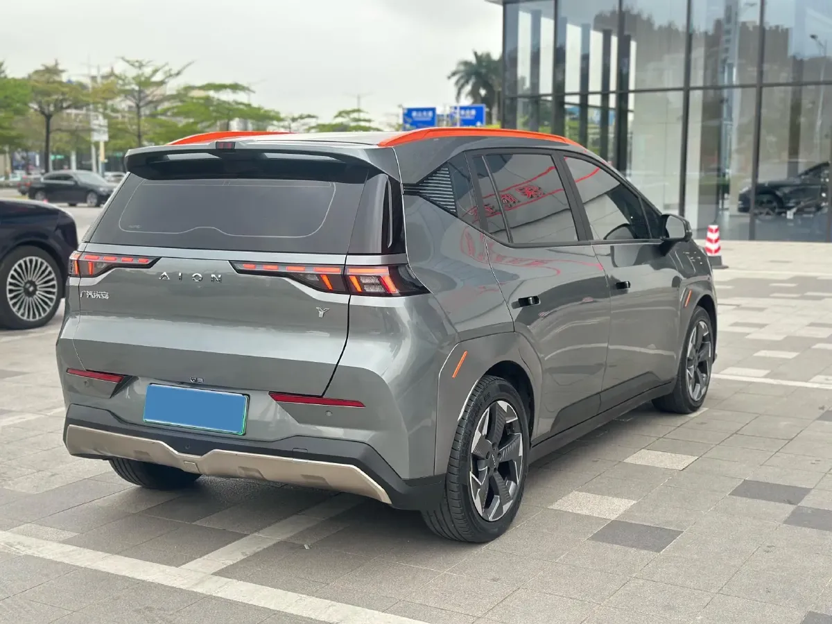 2022 Geely Okavango 1.8T 184HP L4 7DCT,autocango,china used car exporter,china ev exporter,chinese used car exporter,chinese used ev exporter