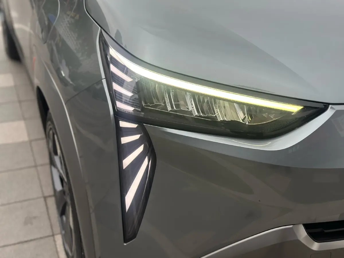 2022 Geely Okavango 1.8T 184HP L4 7DCT,autocango,china used car exporter,china ev exporter,chinese used car exporter,chinese used ev exporter