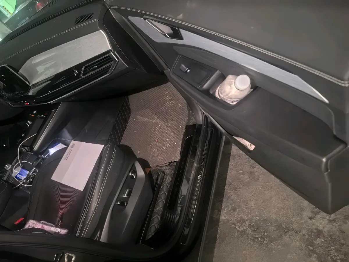 2021 Volkswagen Talagon 2.0T 220HP L4 7DCT,autocango,china used car exporter,china ev exporter,chinese used car exporter,chinese used ev exporter