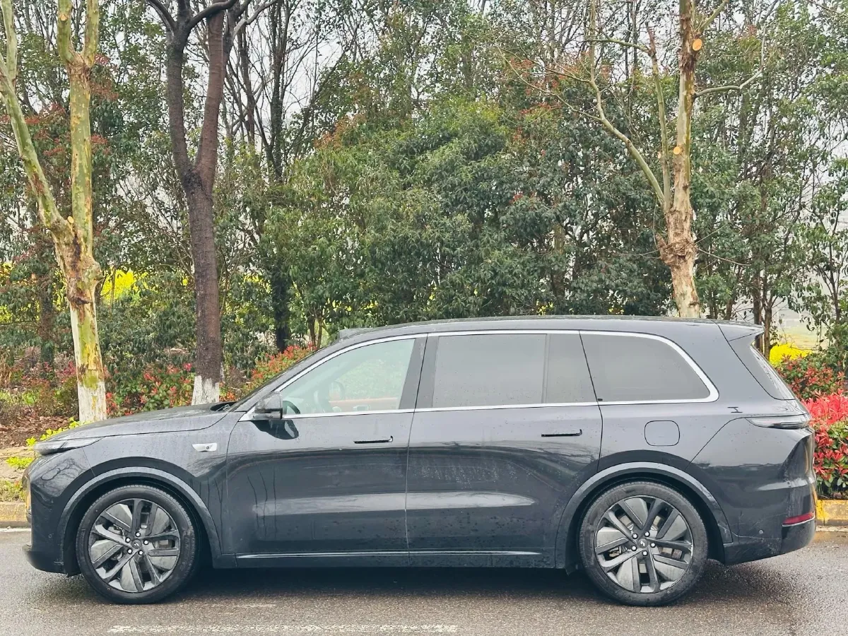 2022 Li L9 Range Extended 154HP REEV 42.6KWH,autocango,china used car exporter,china ev exporter,chinese used car exporter,chinese used ev exporter