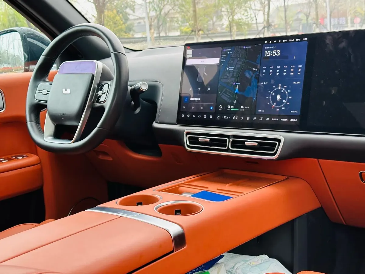 2022 Li L9 Range Extended 154HP REEV 42.6KWH,autocango,china used car exporter,china ev exporter,chinese used car exporter,chinese used ev exporter