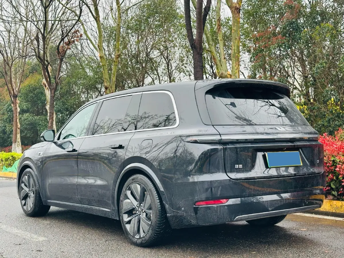 2022 Li L9 Range Extended 154HP REEV 42.6KWH,autocango,china used car exporter,china ev exporter,chinese used car exporter,chinese used ev exporter