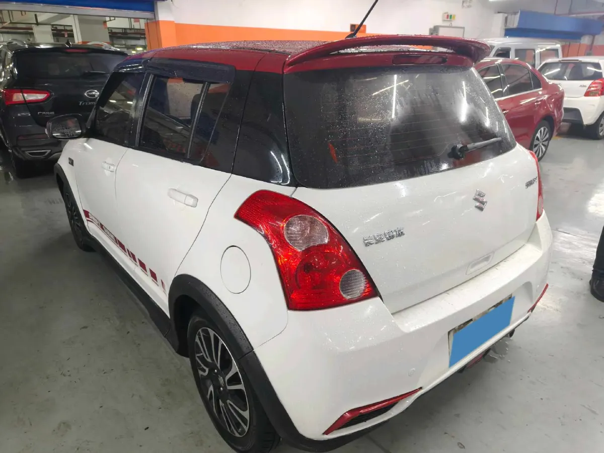 2015 Suzuki Swift 1.5L 103HP L4 4AT,autocango,china used car exporter,china ev exporter,chinese used car exporter,chinese used ev exporter