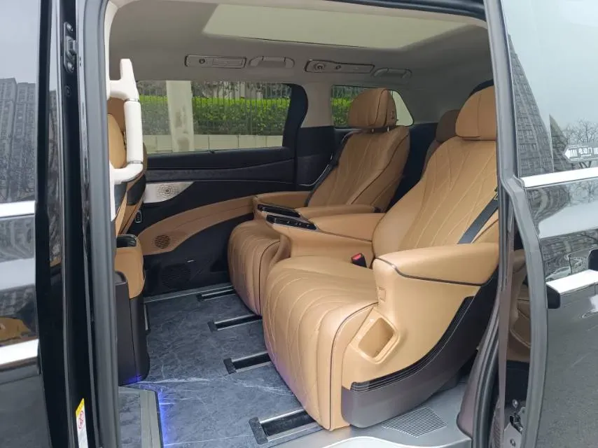 2024 Denza D9 1.5T 139HP L4 E-CVT PHEV 40KWH,autocango,china used car exporter,china ev exporter,chinese used car exporter,chinese used ev exporter