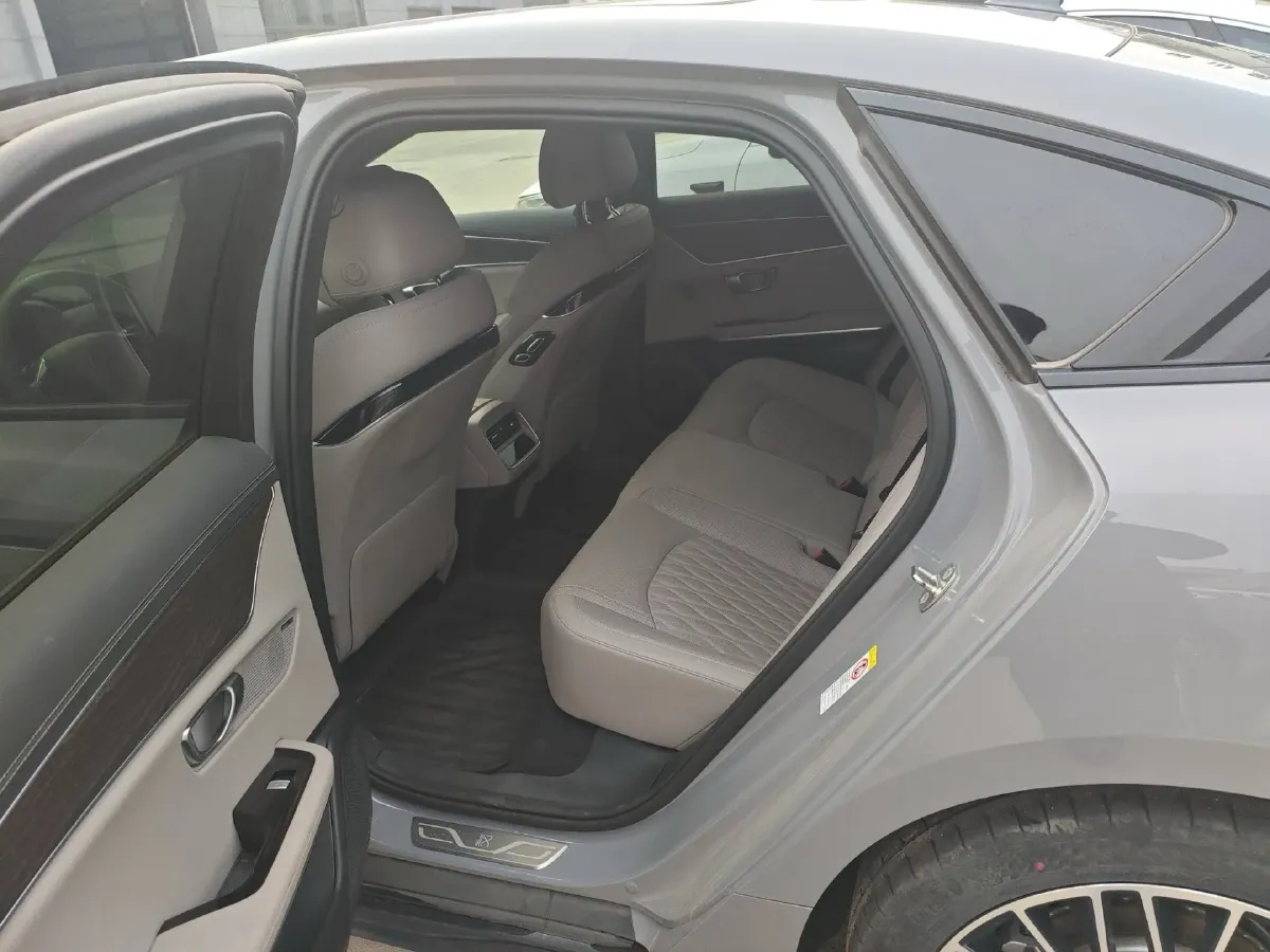 2025 BYD Han 1.5T 156HP L4 E-CVT PHEV,autocango,china used car exporter,china ev exporter,chinese used car exporter,chinese used ev exporter