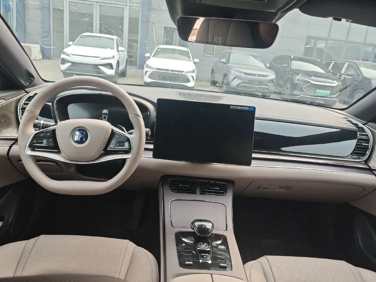 2025 BYD Han 1.5T 156HP L4 E-CVT PHEV,autocango,china used car exporter,china ev exporter,chinese used car exporter,chinese used ev exporter