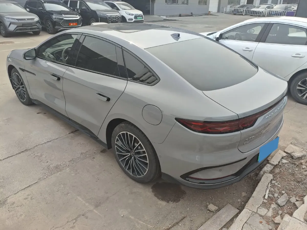 2025 BYD Han 1.5T 156HP L4 E-CVT PHEV,autocango,china used car exporter,china ev exporter,chinese used car exporter,chinese used ev exporter