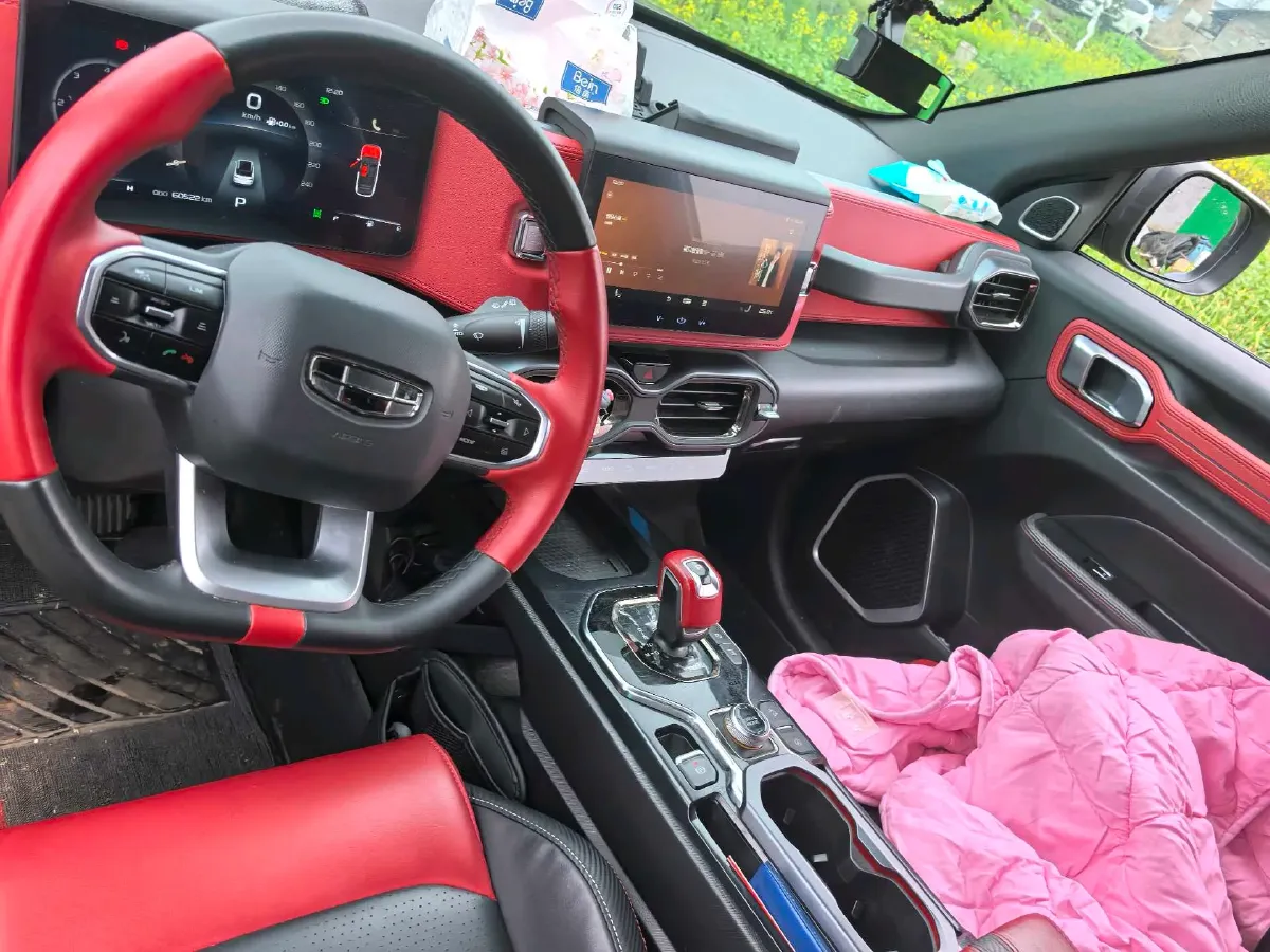 2020 Geely ICON 1.5T 177HP L3 7DCT,autocango,china used car exporter,china ev exporter,chinese used car exporter,chinese used ev exporter