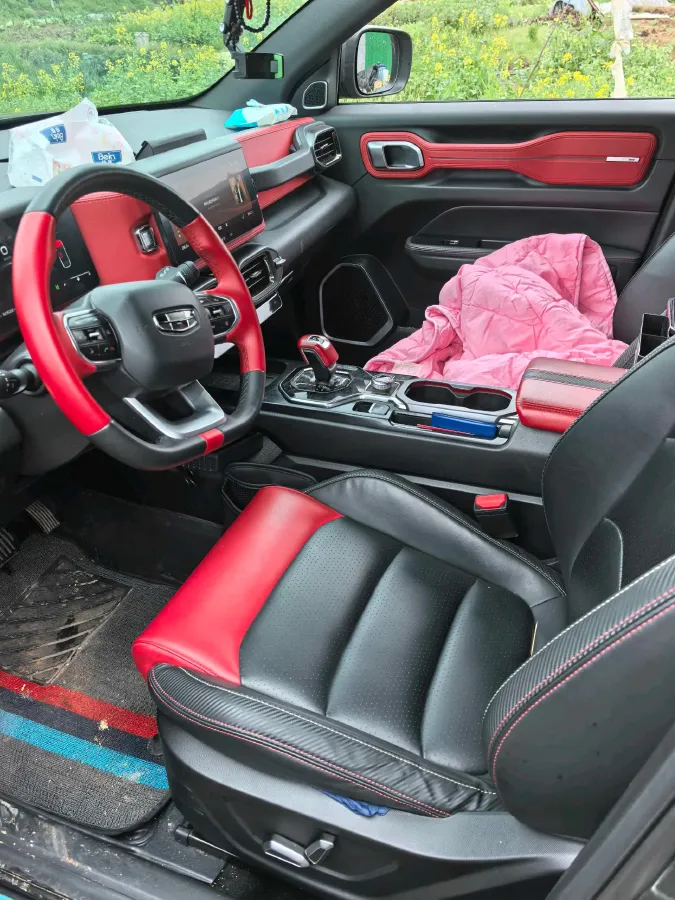 2020 Geely ICON 1.5T 177HP L3 7DCT,autocango,china used car exporter,china ev exporter,chinese used car exporter,chinese used ev exporter