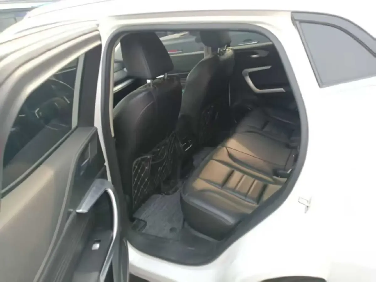 2021 WEY VV5 1.5T 171HP L4 7DCT,autocango,china used car exporter,china ev exporter,chinese used car exporter,chinese used ev exporter