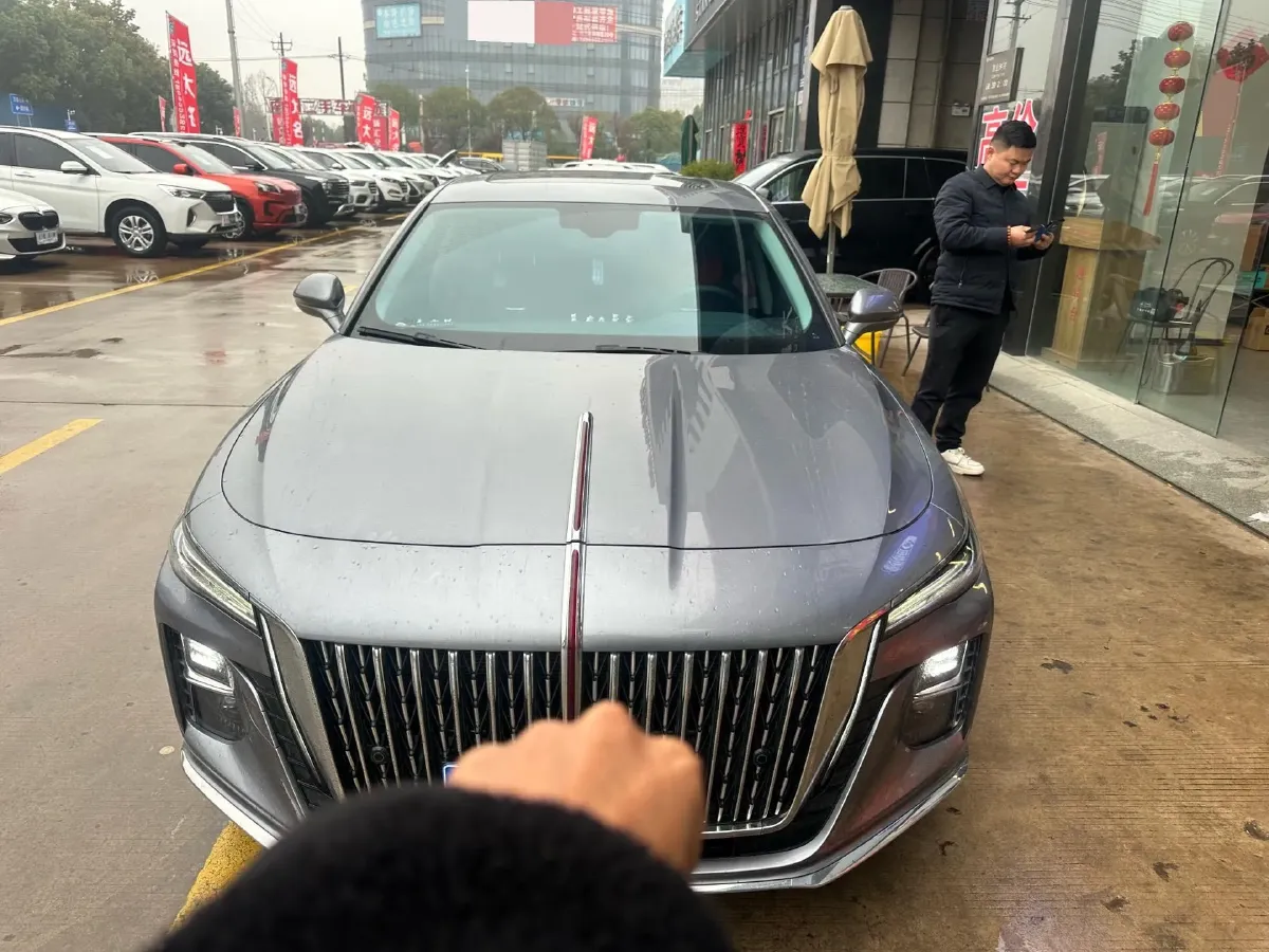 2023 HongQi H5 1.5T 169HP L4 7DCT,autocango,china used car exporter,china ev exporter,chinese used car exporter,chinese used ev exporter