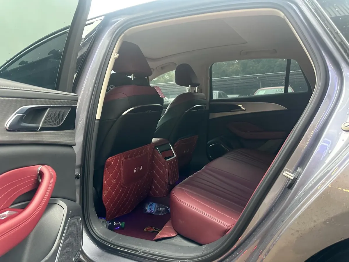 2023 HongQi H5 1.5T 169HP L4 7DCT,autocango,china used car exporter,china ev exporter,chinese used car exporter,chinese used ev exporter