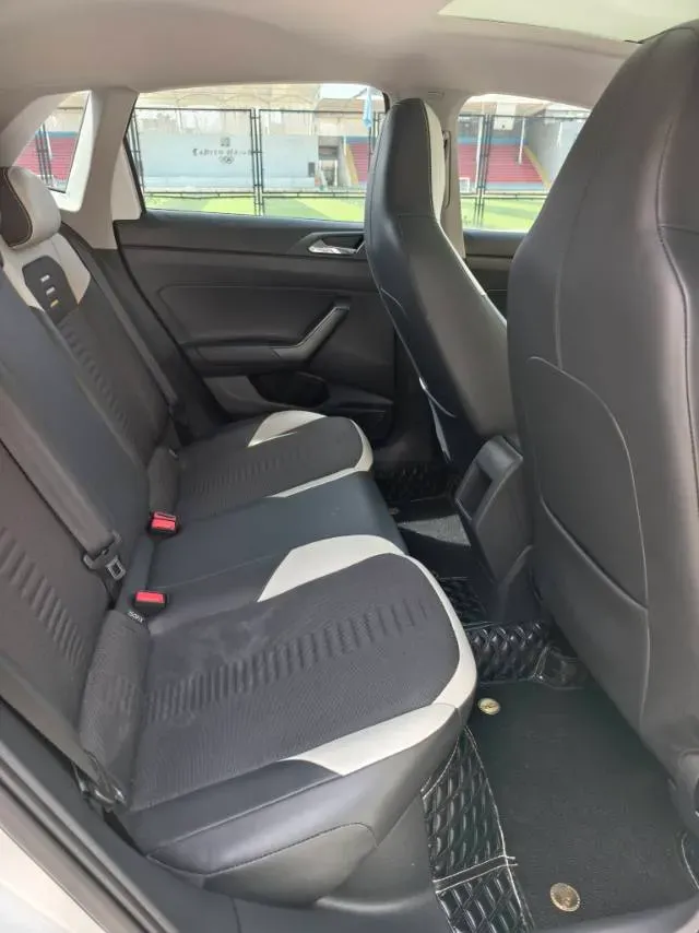 2021 Haval H6 1.5T 169HP L4 7DCT,autocango,china used car exporter,china ev exporter,chinese used car exporter,chinese used ev exporter